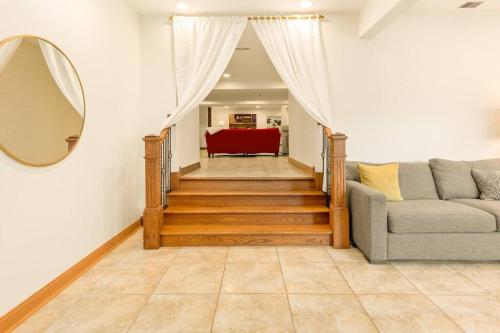 Luxury Suite in Glen Ellyn in Glen Ellyn, USA