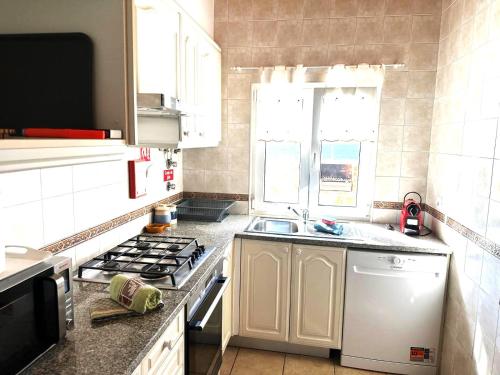 Kitchen, Lucas House 2 - Seabreeze apartment in Igreja Nova