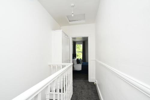 Modern 3-Bedroom Durham Retreat, Feel at Home, Sleeps 5, Free Parking, WiFi, Swindon (zdjęcie 10)
