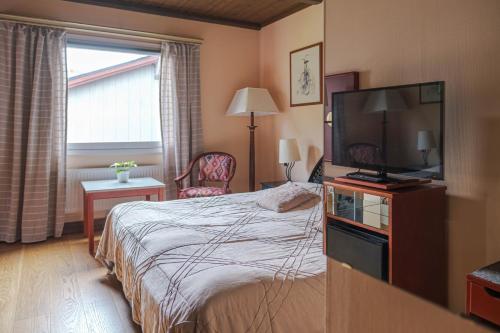 1 queen bed