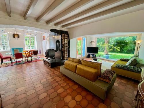 Villa La Selva avec Jacuzzi et vue panoramique in Vignieu