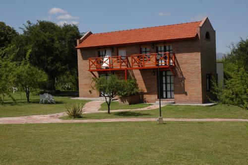 Campo Las Tinajas – Merlo, ND