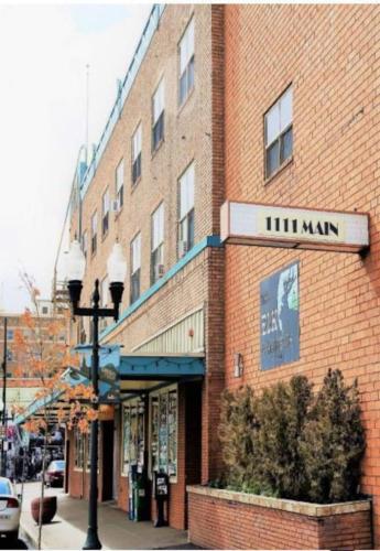 . Modern Charm at The George 304
