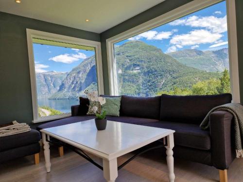 Fjellhagen - Geirangerfjord view in Hellesylt