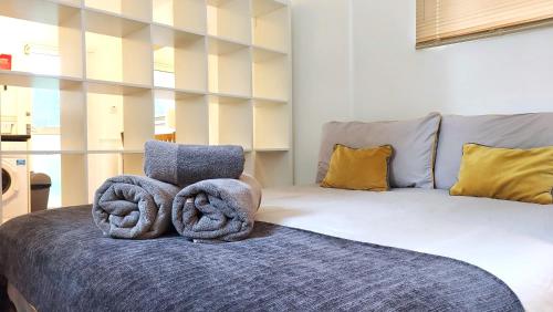 Spacious Studio Flat - Camden Kings Cross Zone 1, Londres