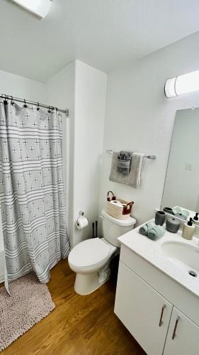 Private Room With Private Bathroom In Marina Del Rey in Los Angeles, USA