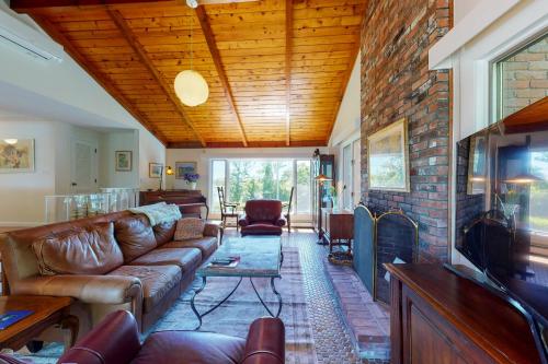 Mill View: La Maison de lArtiste in Falmouth, USA
