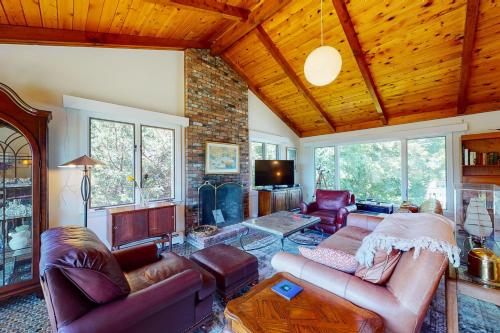 Mill View: La Maison de lArtiste in Falmouth, USA