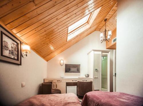 MUSMORE Boutique Hotel Room Type - Budget Twin Room