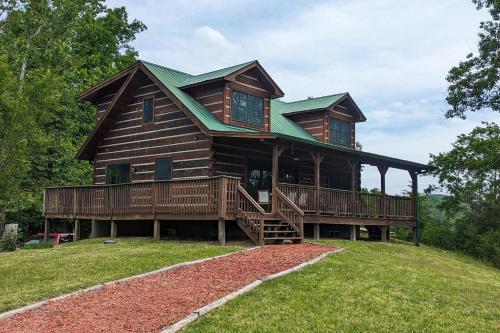Doolittle Mountain in Marshall, USA