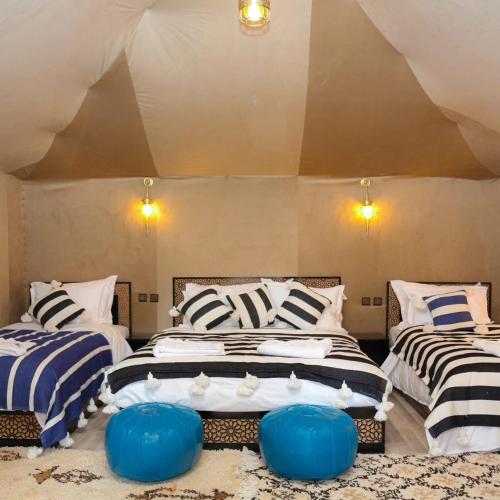 1 double bed, 3 twin beds