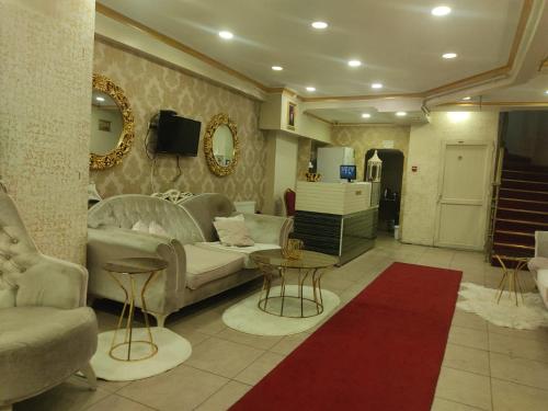 şah otel - image 2