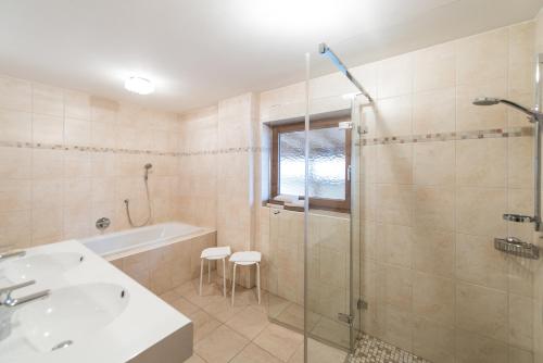 Appartement Landhaus Kerschdorfer – Kaltenbach, IL