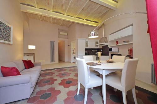 로마 dolce casa colosseo 1 - 2 3성급 게스트하우스 스위트룸