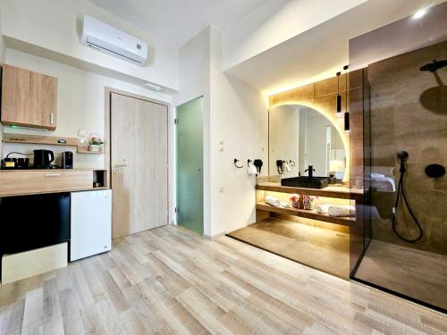 Golden City Center Suites 5