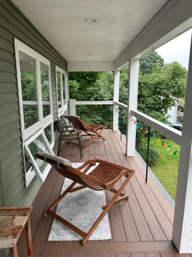 Roberts Lake House Room #3 in Colchester (Vermont)