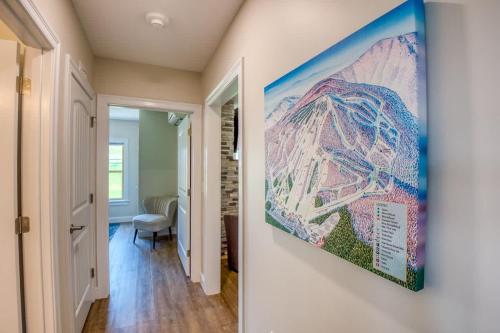 True Upscale Ski In & Out Condo with Pool & Hot Tub True Upscale Ski In & Out Condo with Pool & Hot Tub