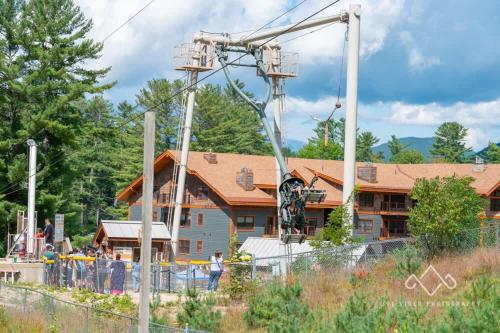 True Upscale Ski In & Out Condo with Pool & Hot Tub True Upscale Ski In & Out Condo with Pool & Hot Tub