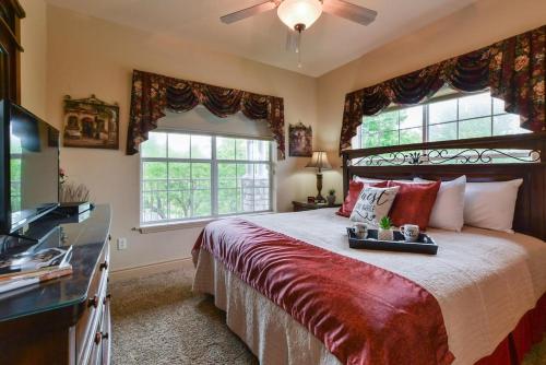 Tuscany Villas - In the heart of Branson, Branson