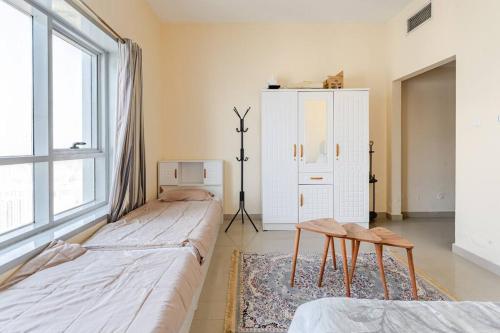 Super flat in Corniche tower Super flat in Corniche tower