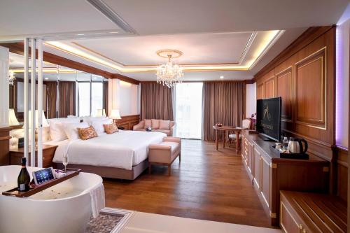 room detail thumbnail 1