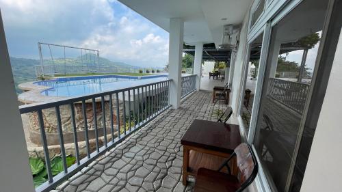 Úszómedence, Serenity Farm and Resort by Hiverooms near Mountain View Nature s Park