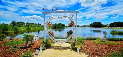 Tiny Island Lake Lodge, Бангкок (фото 9)
