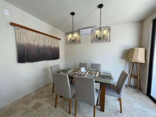 Luxury Getaway: Pool, jacuzzi & private balcony in Rinconada de Los Balcones