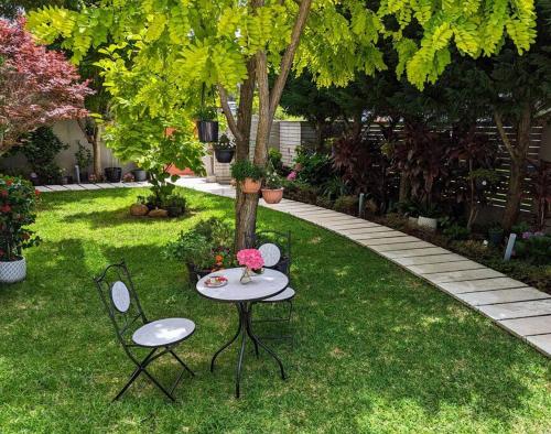 Waterfront Oasis ,Panoramic Views, Infinity Pool