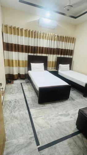 New Palace Guest House - image 5