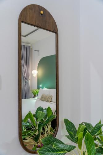Deluxe Double Room with Balcony | 1 year voucher to freely change your stay date image 9