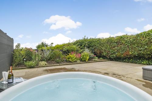 Brand New Listing - The Honey Pot in Stanton in Stanton