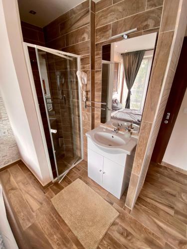 Silver Garden Silver Garden