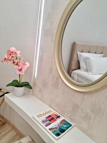 Golden City Center Suites