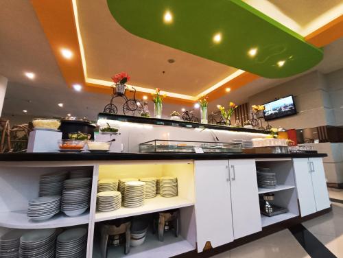 Halogen Hotel