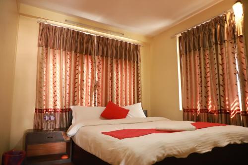 HotelKTM – Kathmandu, OH
