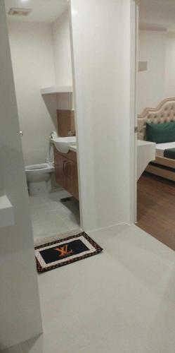 Matina Enclaves 2BR with Wifi Near SM Mall - image 2