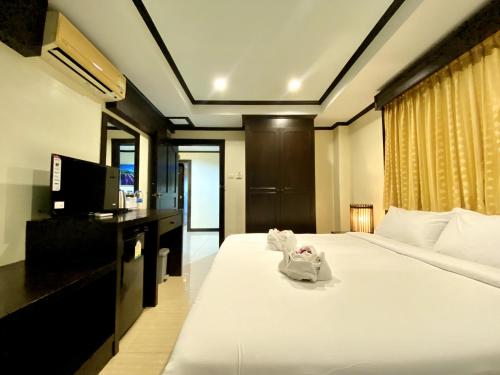 room detail thumbnail 1