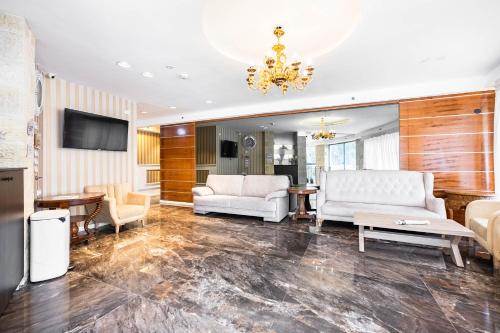 Haneviim Luxury Apartment