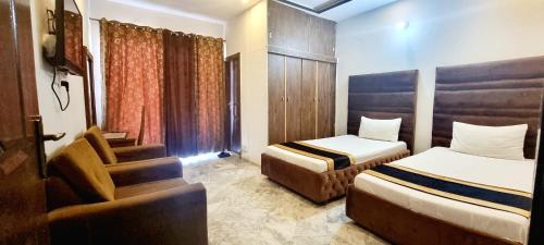 Pakeeza One Hotel – Lahore, WI