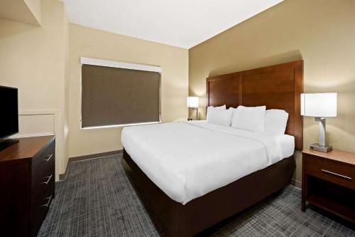 Comfort Inn & Suites High Point - Archdale - image 14