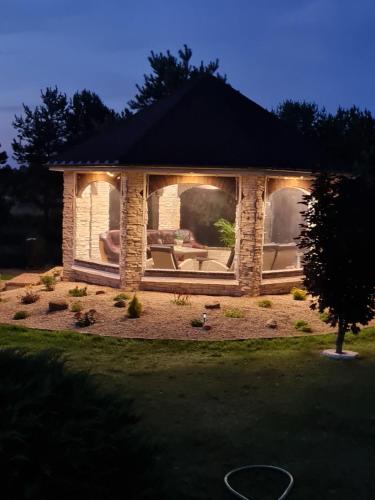 Pavasario Namai & SPA in 阿利圖斯