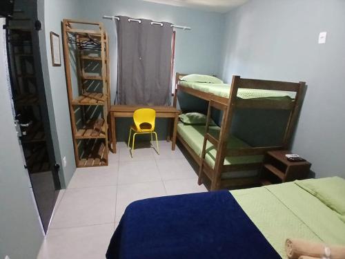 1 double bed, 1 bunk bed