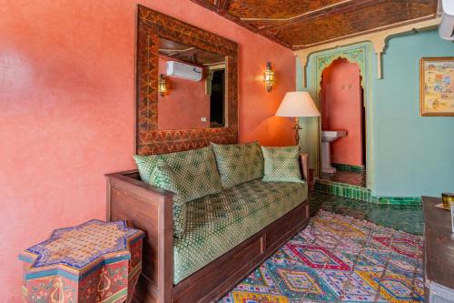 Riad Yamina52 - Tap to explore photos