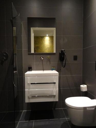 Sara's Boutique Hotel - image 12