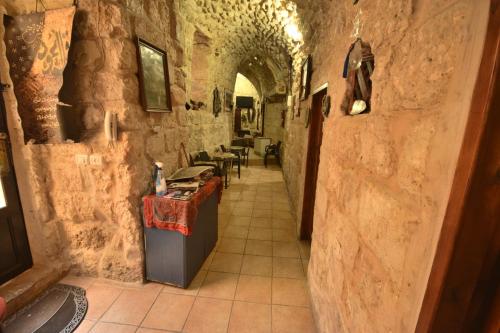 Instalaciones, Chain Gate Hostel in Old City