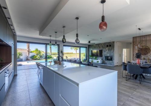 Iekārtas, La Californienne - Villa contemporaine design in Sauvian