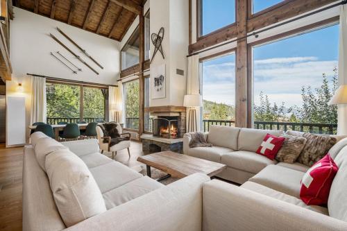 200m ski slopes - Chalet Manora - Courchevel La Tania 3