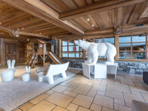 Appartement cosy avec piscines et spa, pied de pistes, 8 pers, cheminee, parking, animaux admis - FR in Villarencel