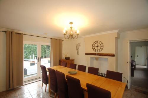 Facilities, The East Wing at Rufford Park Lodge, Hot Tub Retreat in Rufford (Nottinghamshire)